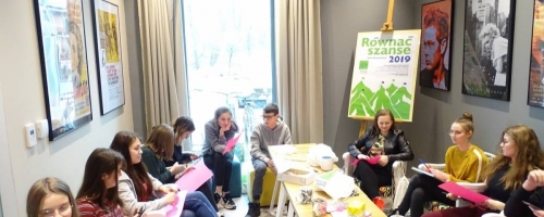 Spotkanie młodzieży z projektu Uniwersytet Pszczelich Przyjaciół